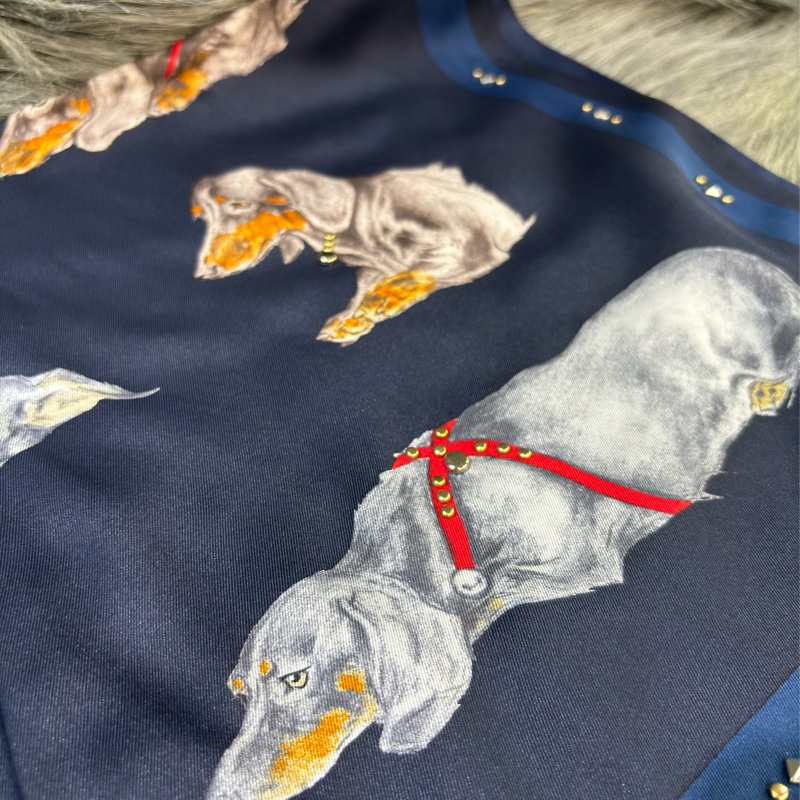 HERMES CARRE LES BASSETS 70 DOG 愛瑪仕 臘腸狗 鉚釘 雙面 方巾絲巾圍巾披巾-5