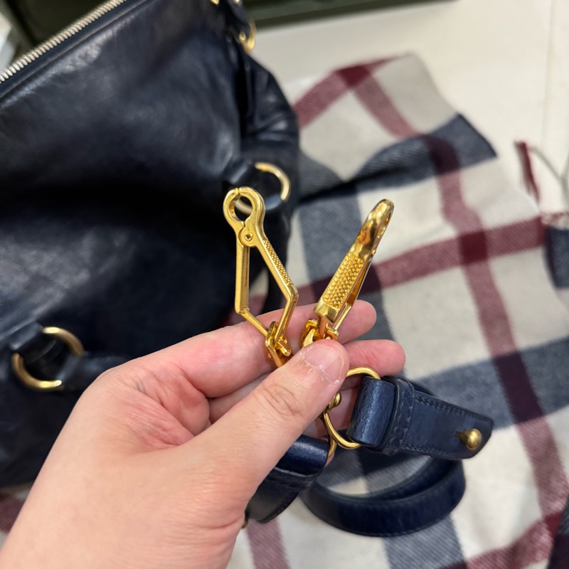 Miu Miu Vintage 深藍色蝴蝶結🎀機車包💙-10