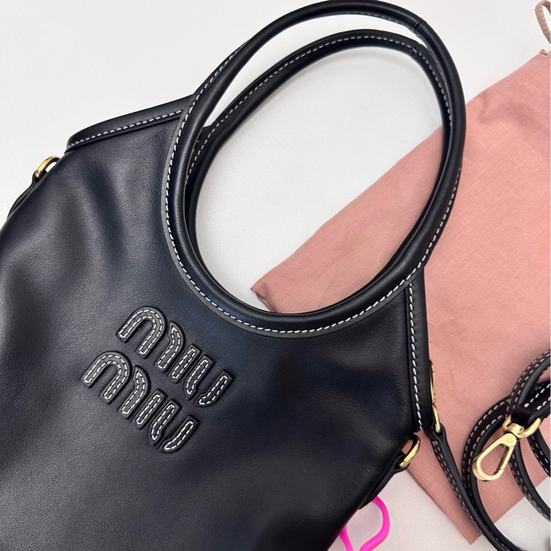 miumiu黑色外縫線ivy手提包斜挎包-1