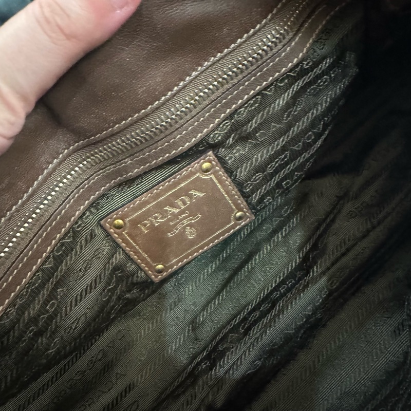 Prada 摺摺孔雀綠色雲朵包💚-7