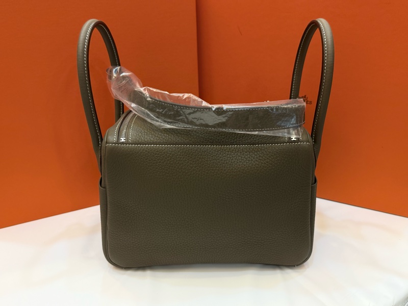 Hermes 愛馬仕 Lindy26 大象灰銀釦 全新全配-9