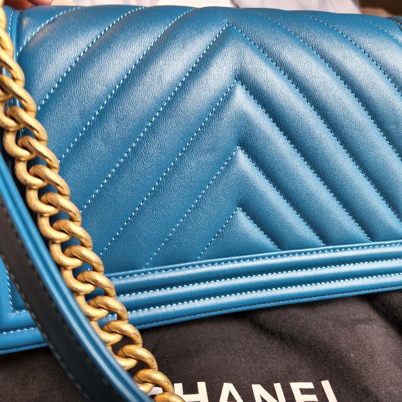 天菜CHANEL boy25人字紋 金鍊海洋藍／湛藍色-11