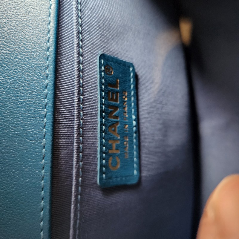 天菜CHANEL boy25人字紋 金鍊海洋藍／湛藍色-15