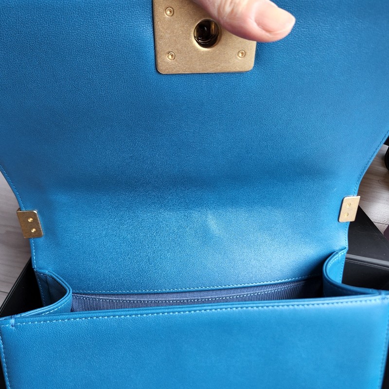 天菜CHANEL boy25人字紋 金鍊海洋藍／湛藍色-16