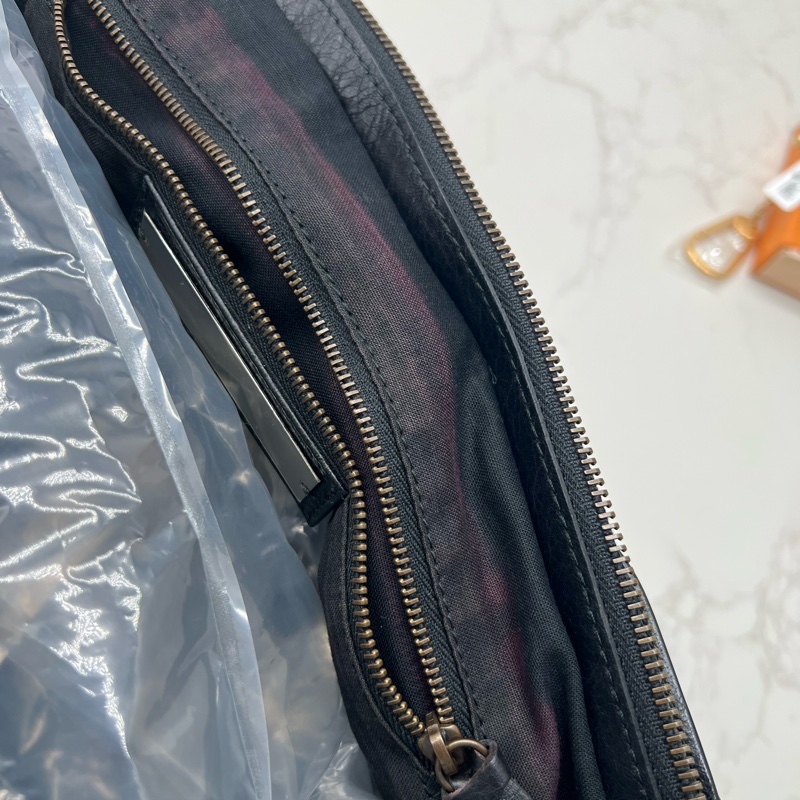 💗香緹國際精品💗巴黎世家 黑色機車包 短肩帶款-9