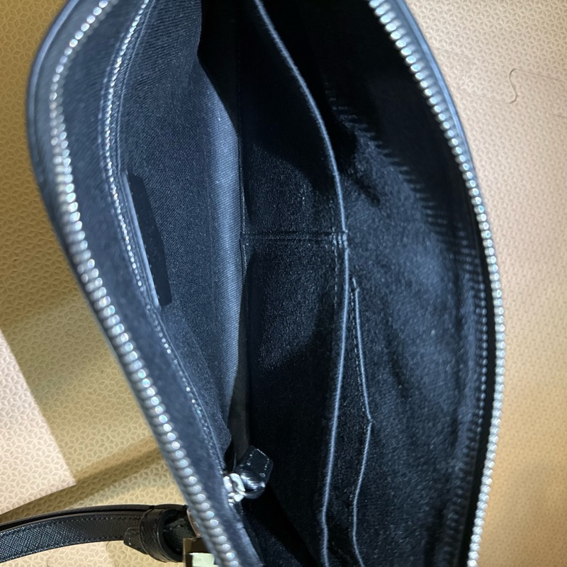 MONTBLANC 萬寶龍匠心系列手拿包 黑色-2