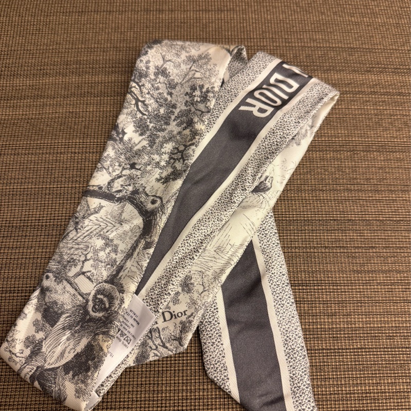 Dior 雙面可用twilly-1