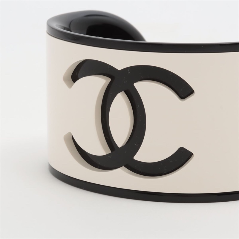 Chanel B23 亞加力cc黑白手鈪-0