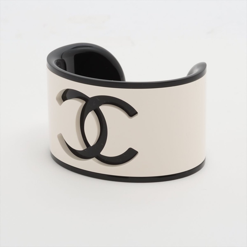 Chanel B23 亞加力cc黑白手鈪-1