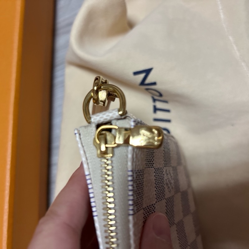LV 麻將包 白棋盤格-1
