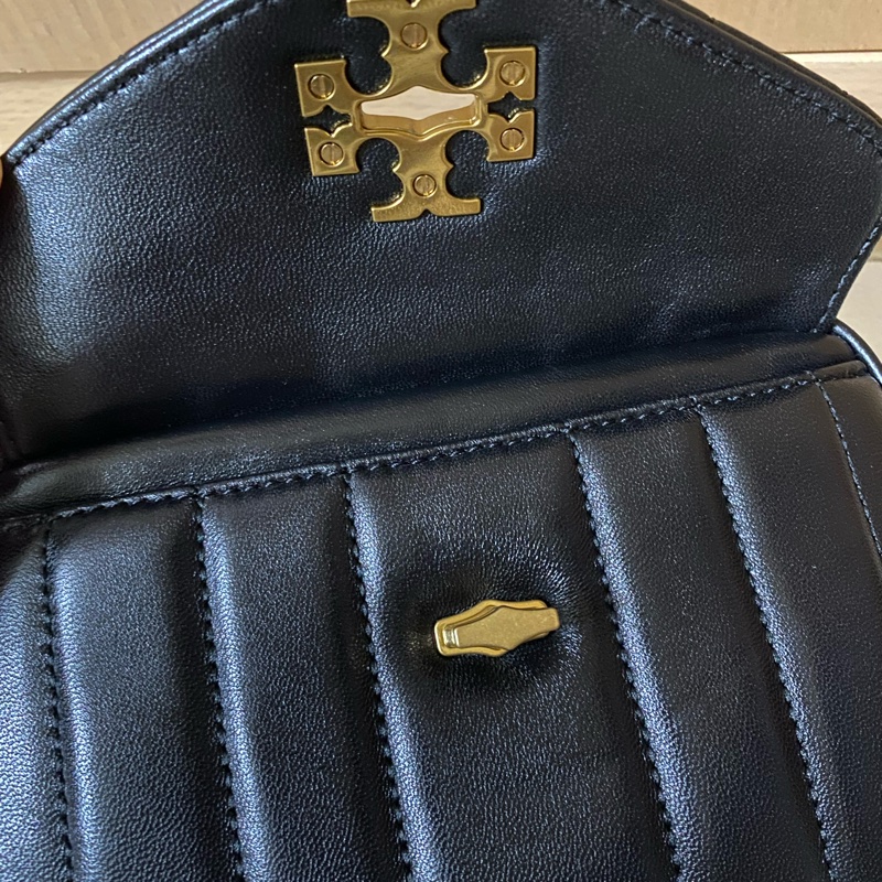 Tory Burch 專櫃款斜背包-20