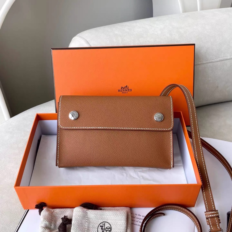 Hermes愛馬仕 Hermes Snap Wallet 包 gold金棕可斜挎-1