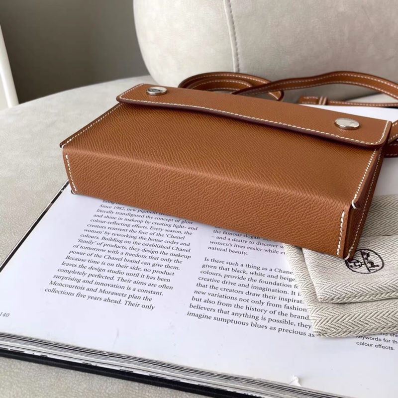 Hermes愛馬仕 Hermes Snap Wallet 包 gold金棕可斜挎-5