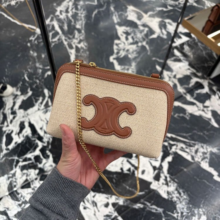 🛫早秋當季新品🛬Celine Cuir Triomphe 凱門帆布小牛皮金鍊迷你包-1