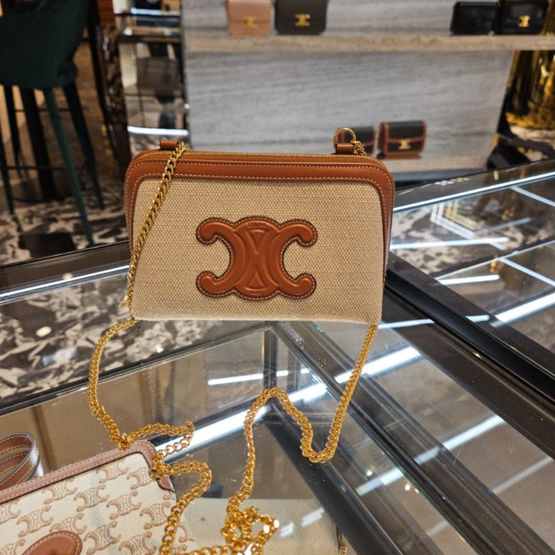 🛫早秋當季新品🛬Celine Cuir Triomphe 凱門帆布小牛皮金鍊迷你包-7
