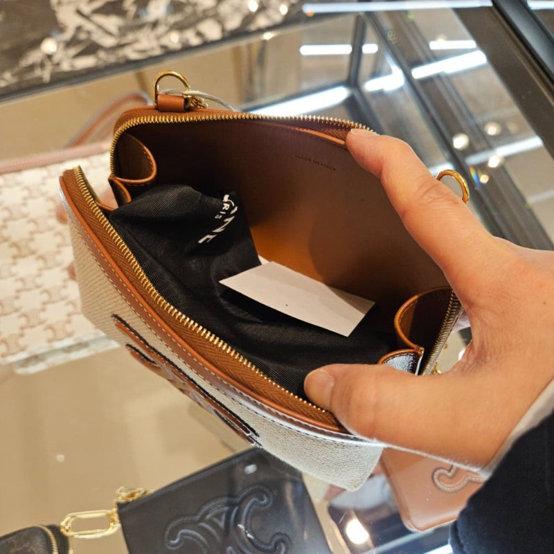 🛫早秋當季新品🛬Celine Cuir Triomphe 凱門帆布小牛皮金鍊迷你包-13