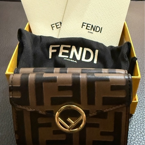 閒置品- Fendi 經典微型短夾