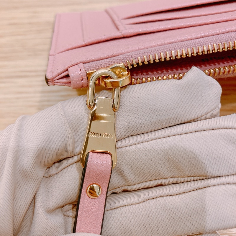 TW4278 Miumiu 粉色拉鏈卡包 Zipped Card Holder-5