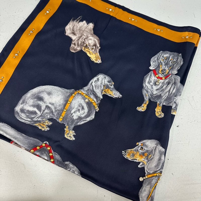 hermes 深藍拼橘 臘腸狗鉚釘絲巾 披巾-0