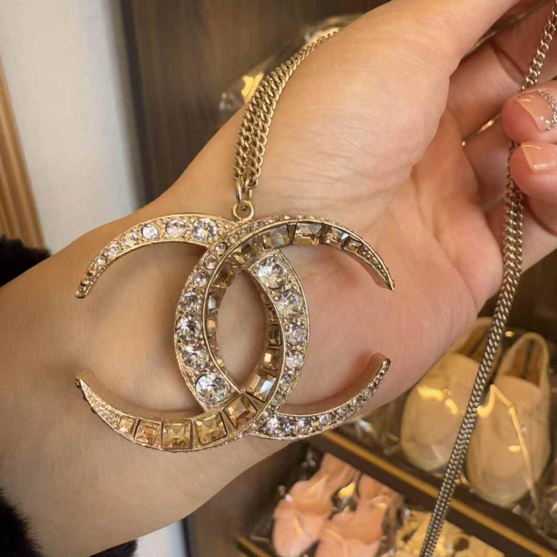 Chanel 項鍊 很新 經典大logo-2