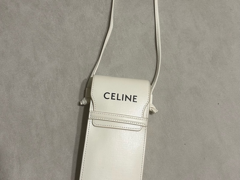 Celine 眼鏡包 太陽眼鏡包 側背包 小包 背過一兩次-1