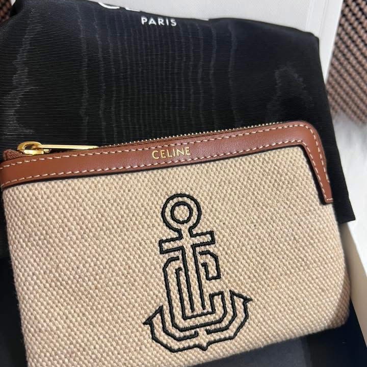全新Celine vip 禮小包-1