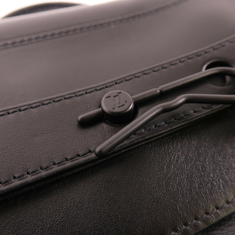 LOUIS VUITTON Monogram Eclipse Steamer PM手挽肩背兩用袋-11