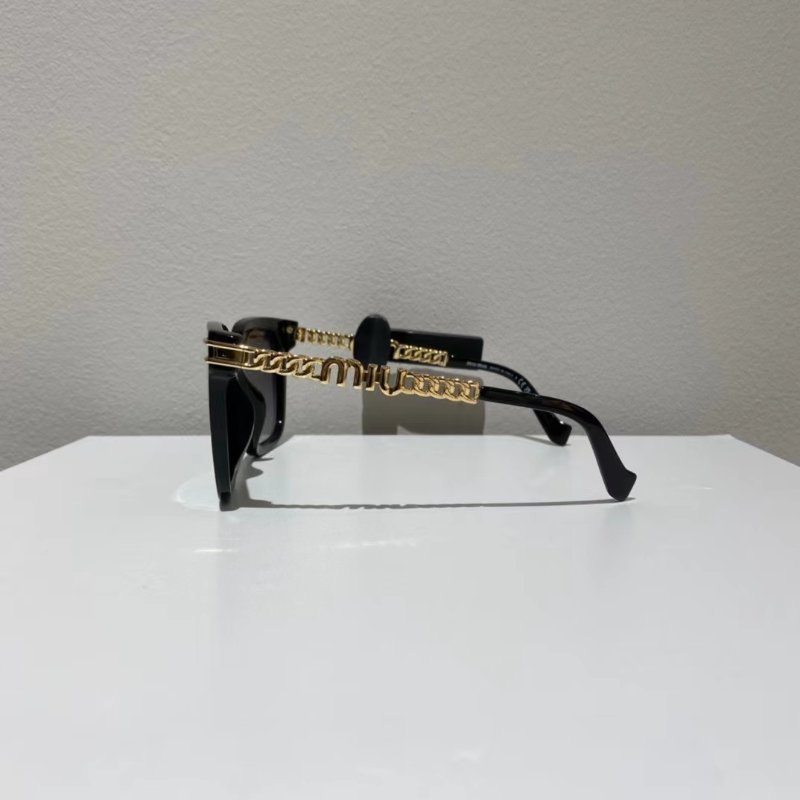 全新Miu Miu 白金鏤空鏈條logo方框太陽眼鏡—mu13ws/1425s0-5