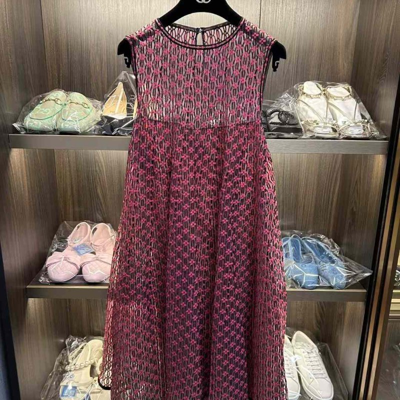 DIOR 連身裙 尺寸36碼 洗標沒了領標在 有一個小刮痕不仔细找都找不到 其他非常新-1