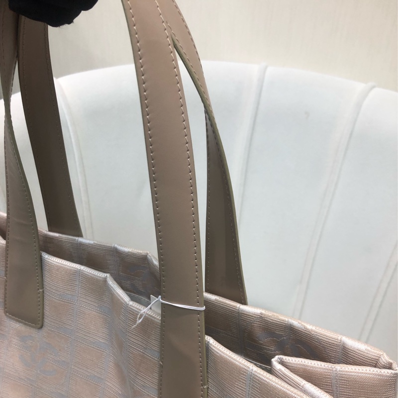Chanel 杏色冰格Tote XA371-15