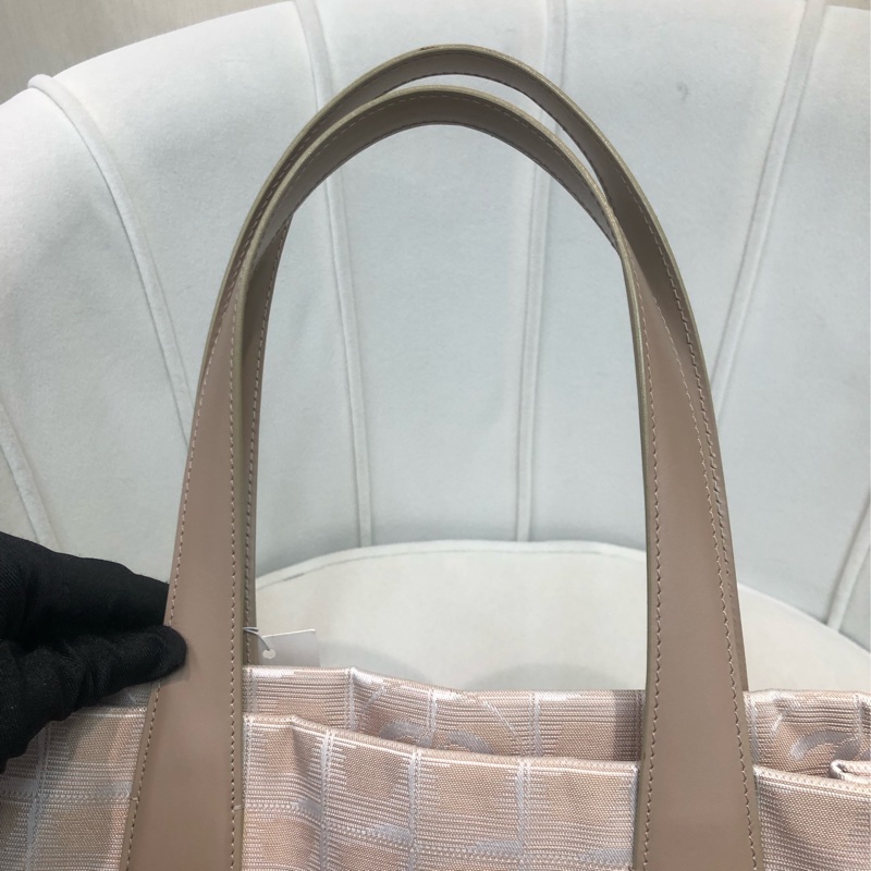 Chanel 杏色冰格Tote XA371-17