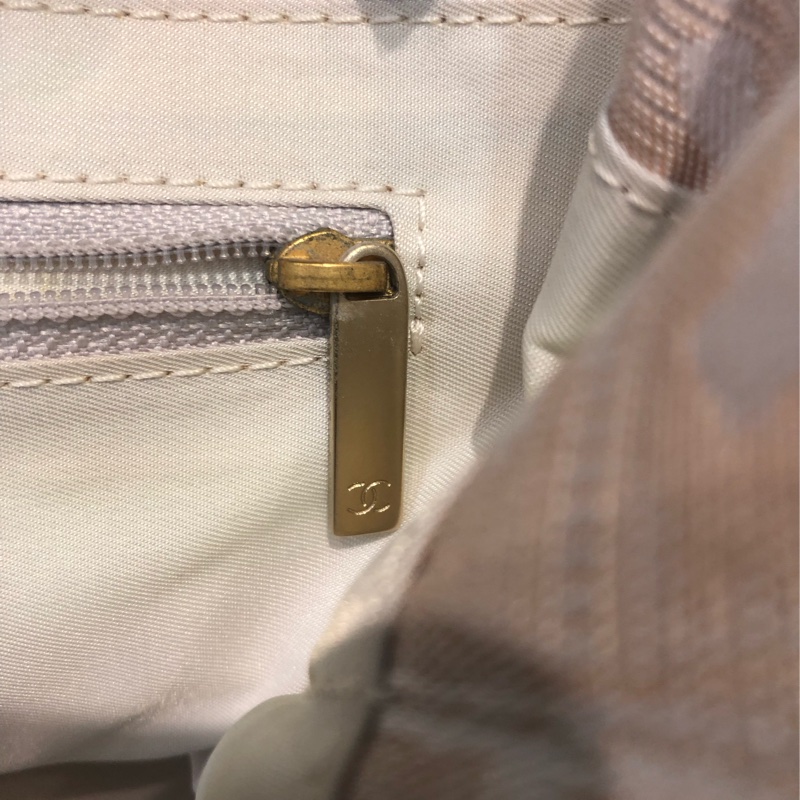Chanel 杏色冰格Tote XA371-20