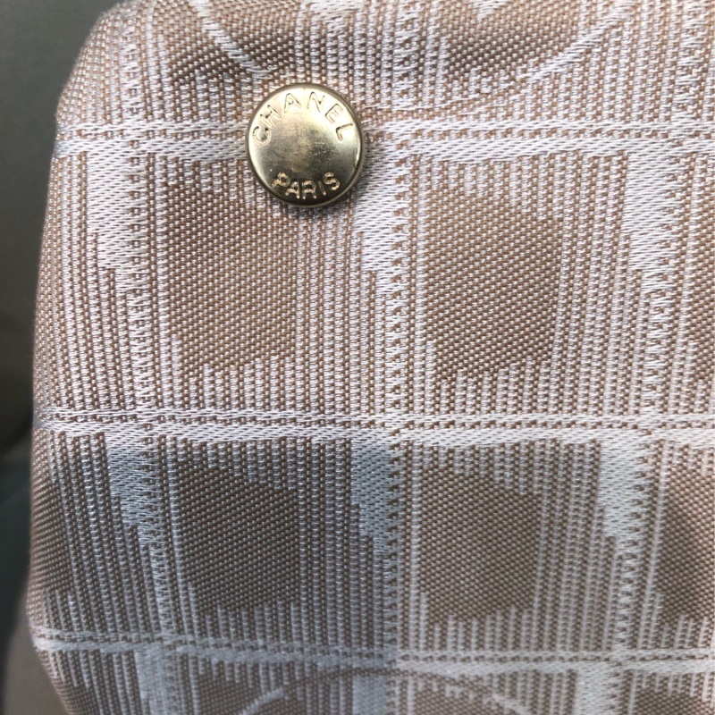 Chanel 杏色冰格Tote XA371-23