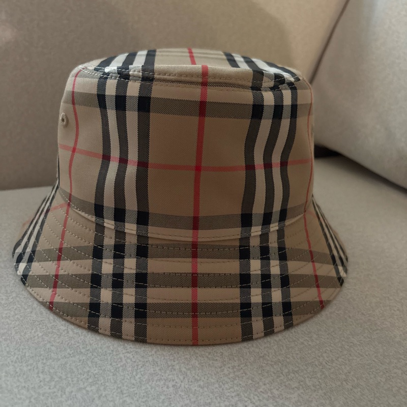 Burberry 漁夫帽-1