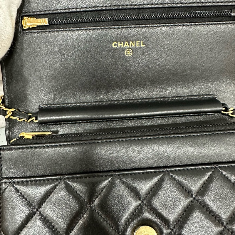 Chanel ap0250 黑羊皮金鏈斜背包woc-19