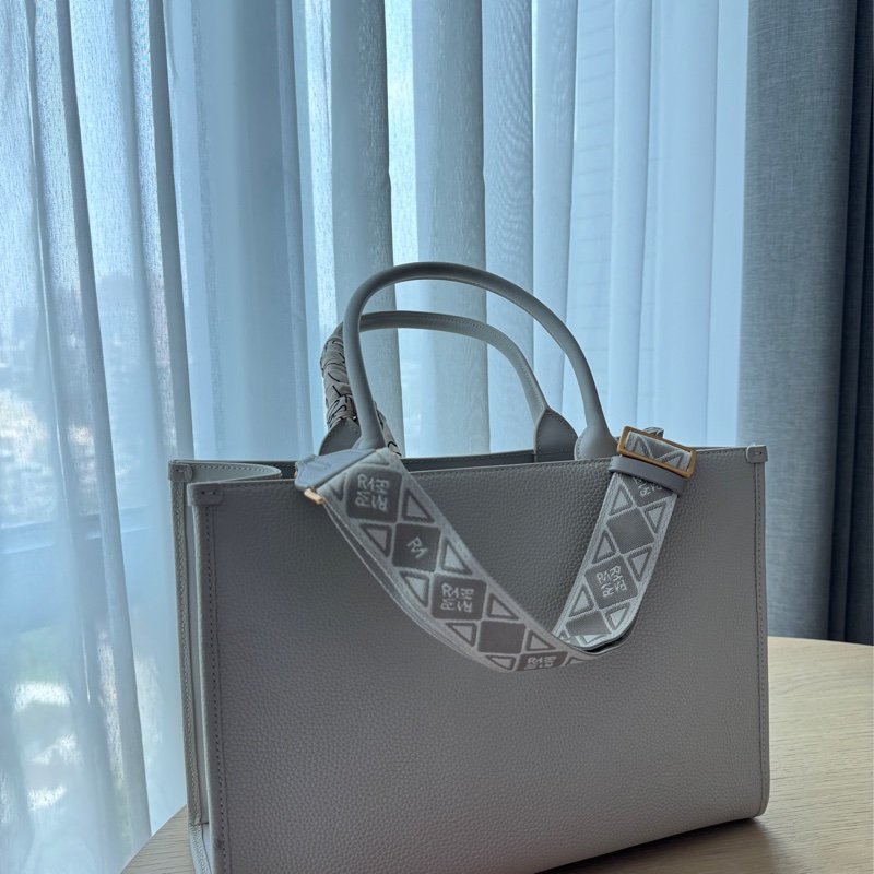 近全新FURLA 托特包(可小議價-0