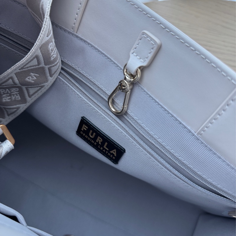 近全新FURLA 托特包(可小議價-2