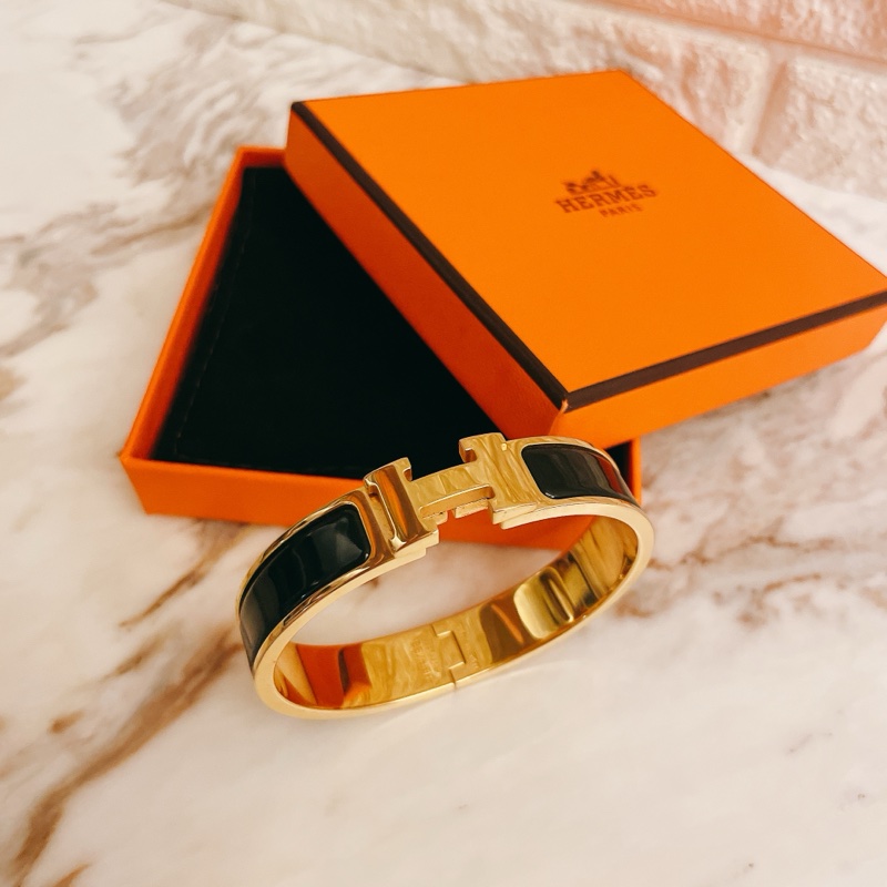 激甜熱銷款黑金配色✨愛馬仕 Hermès Clic H 珐琅手環 黑x金-0