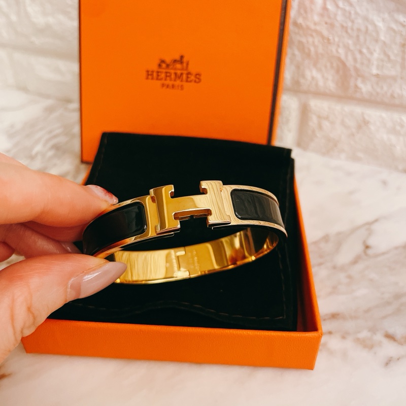 激甜熱銷款黑金配色✨愛馬仕 Hermès Clic H 珐琅手環 黑x金-2