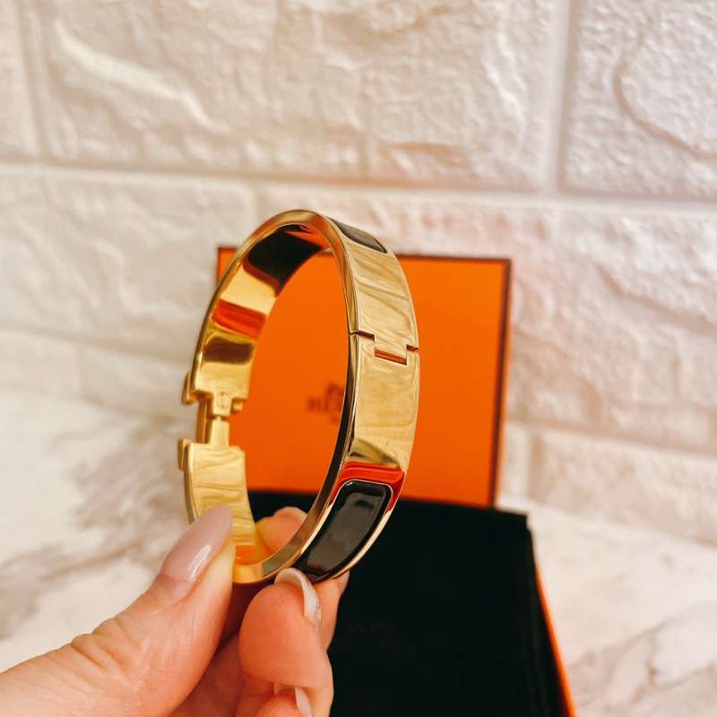 激甜熱銷款黑金配色✨愛馬仕 Hermès Clic H 珐琅手環 黑x金-19