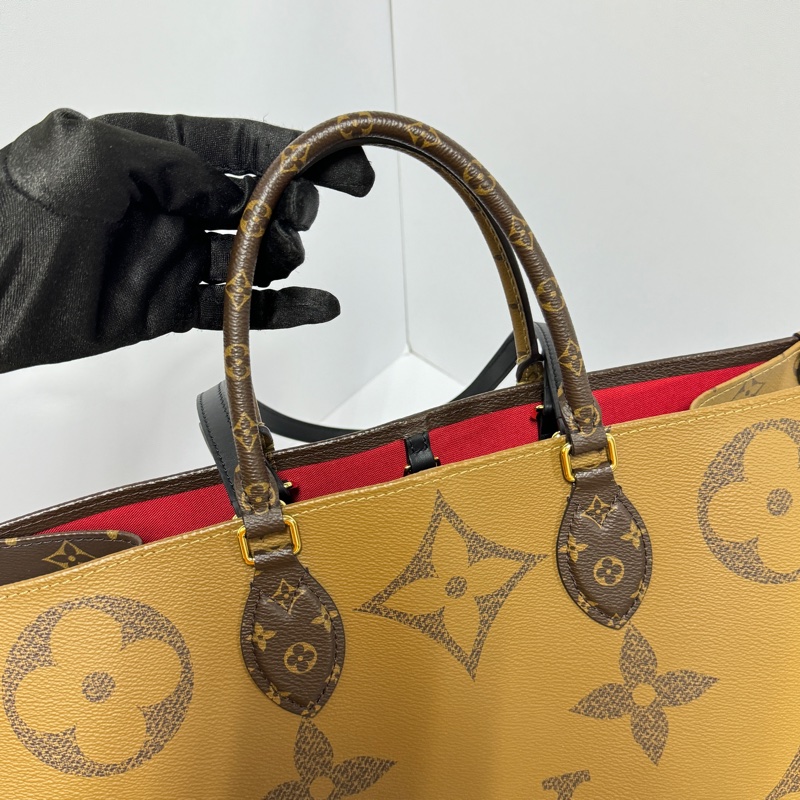 (全新全配💝 晶片款) LV M45320 OnTheGo GM 最新晶片款 托特包-6