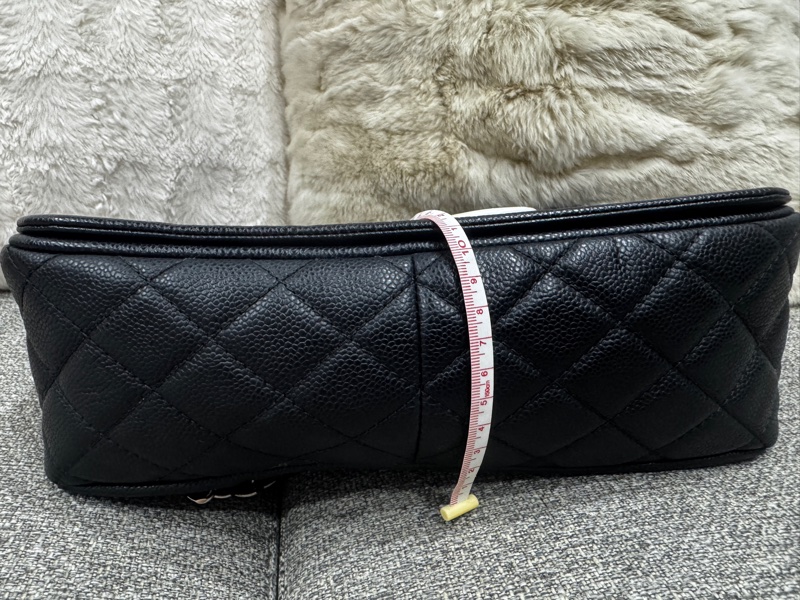Chanel 牛皮肩背包-4