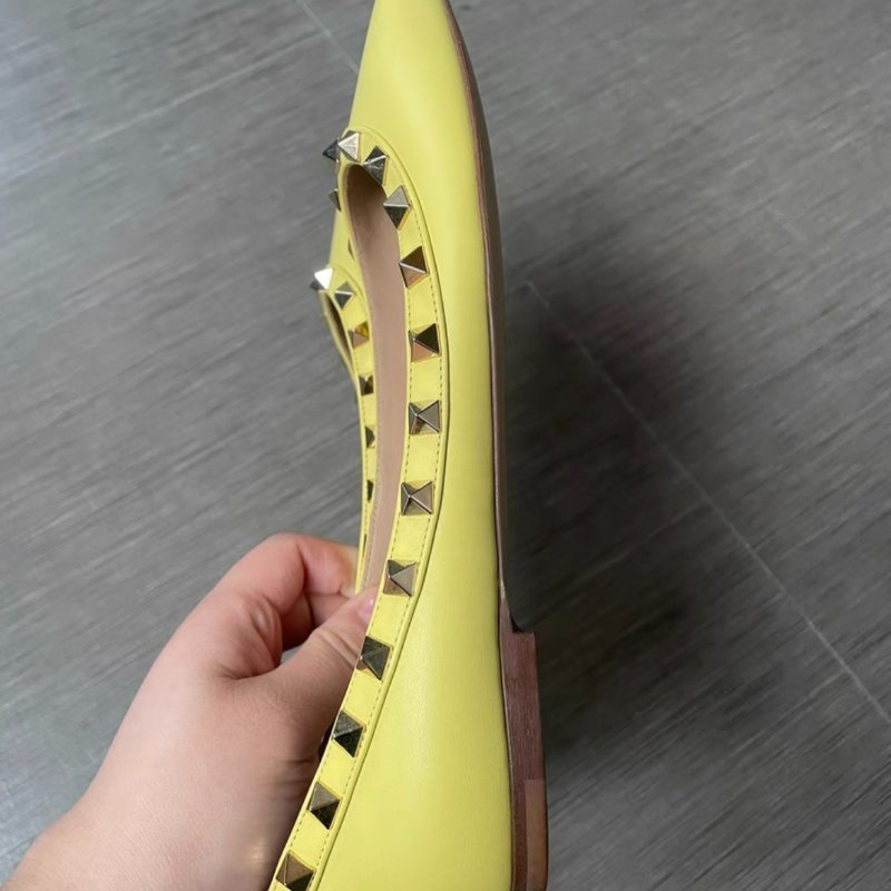 Valentino 檸檬黃 鉚釘平底鞋 38號,全新僅試穿 原價三萬二左右-3