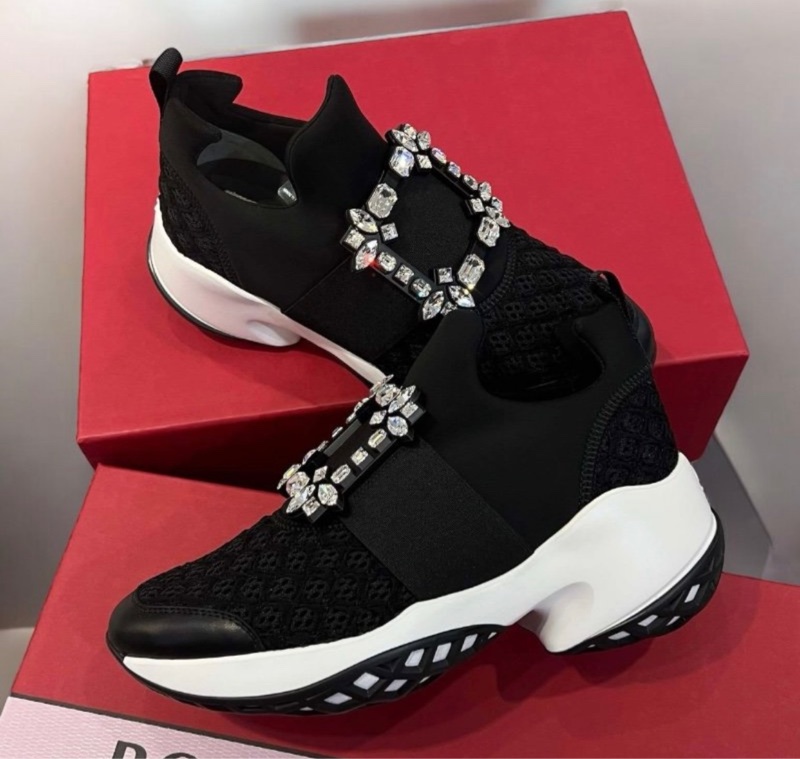 Roger Vivier Viv Run 水晶鑽方釦運動鞋-1