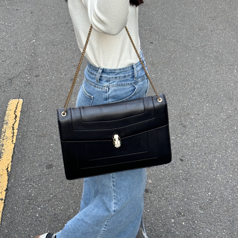（超稀有！） BVLGARI 寶格麗 「雙鏈高級款」 黑金蛇頭包 專櫃15萬-39