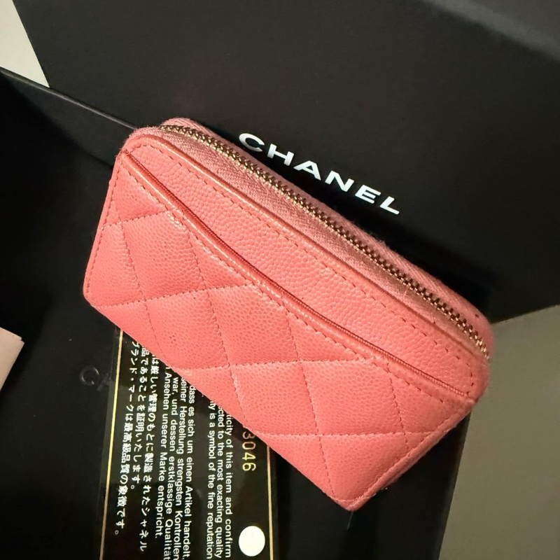 CHANEL 香奈兒經典荔枝皮拉鍊零錢包|珊瑚粉-8
