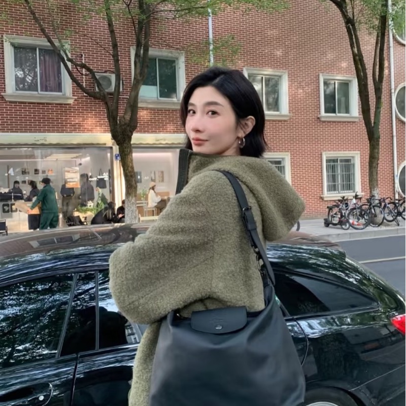 機場購入)Longchamp Le Pliage Xtra Hobo斜背包 黑 羊皮-4