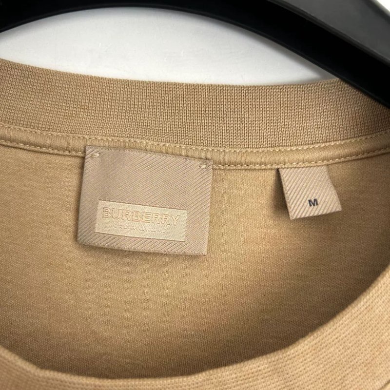 Burberry棕色短袖t恤 僅試穿 尺寸M 胸圍118 衣長74-2