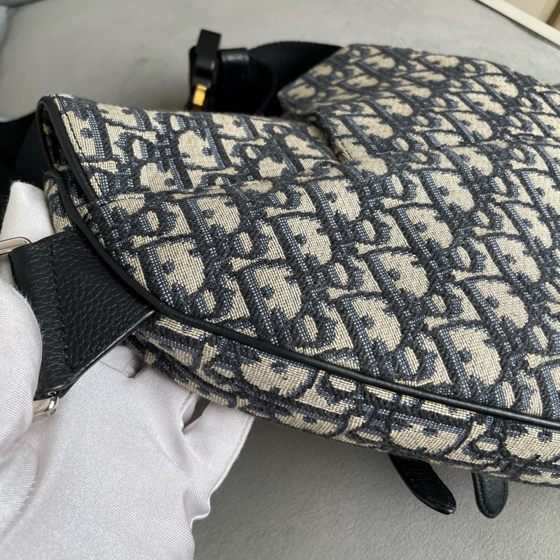 🈶購證Dior saddle新款馬鞍包 99新閒置🉑送禮 櫃上在售12.5萬-23