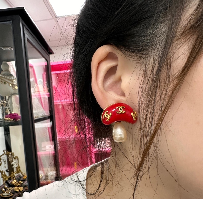Chanel Vintage 91仿珍珠樹脂紅色蘑菇夾式耳環-9